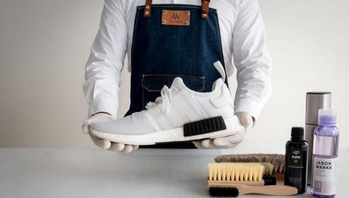 Unyellowing Sole Sneakers Lo: Ini Penyebab dan Cara Hilangkannya!