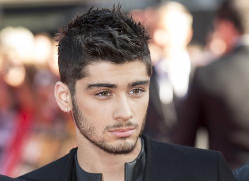 Terlalu Cemas dan Gelisah, Zayn Malik Batalkan Konsernya